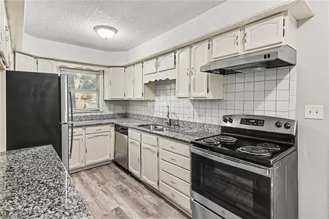 Kitchen - 13008 E 38th St, Independence, MO 64055 photo 1 of 1