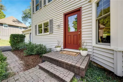 9515 Granada Dr, Overland Park, KS 66207