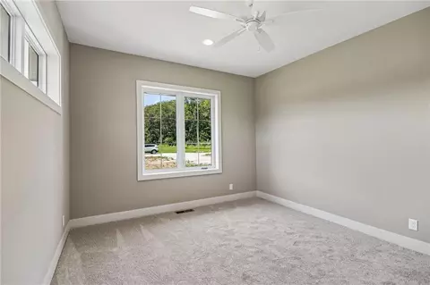 Bedroom - 12215 S Eagle Crest Dr, Lees Summit, MO 64086 photo 2 of 4