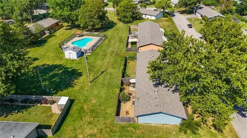 View/Area - 3210 Rainier Dr, Lawrence, KS 66047 photo 3 of 4