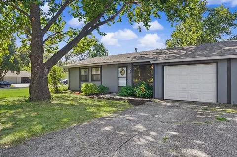 Exterior - 3210 Rainier Dr, Lawrence, KS 66047 photo 2 of 6