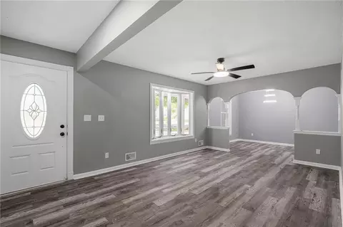 Living - 7106 E 127th St, Grandview, MO 64030 photo 2 of 6