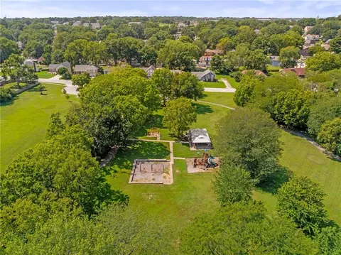 View/Area - 7106 E 127th St, Grandview, MO 64030 photo 3 of 3