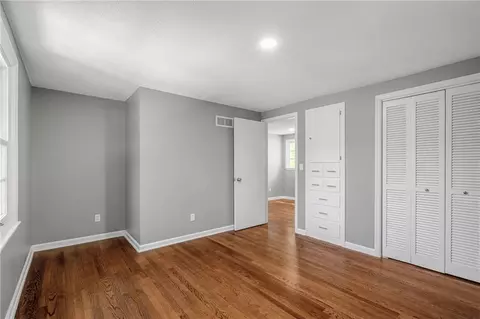 Bedroom - 7106 E 127th St, Grandview, MO 64030 photo 6 of 6