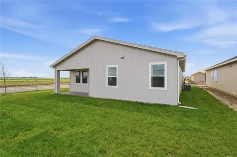 Exterior - 1842 Citadel Pl, Raymore, MO 64083 photo 5 of 5