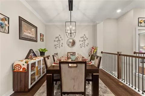 Dining - 520 SE David Rd, Lees Summit, MO 64082 photo 2 of 3