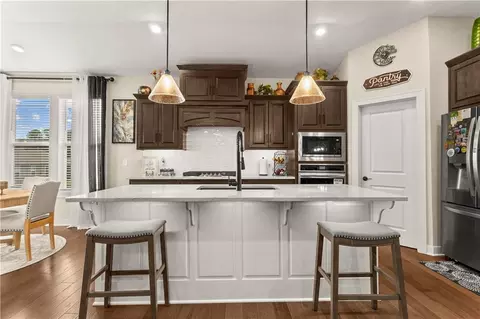 Kitchen - 520 SE David Rd, Lees Summit, MO 64082 photo 1 of 5