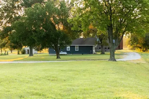 Exterior - 14769 NE State Route E Hwy, Adrian, MO 64720 photo 15 of 19