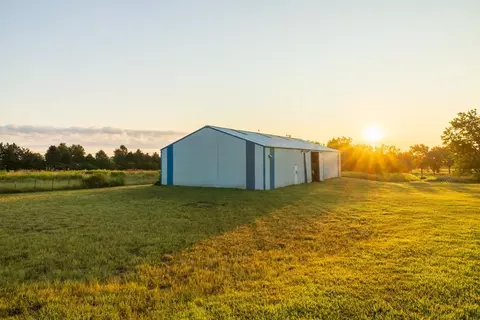 Exterior - 14769 NE State Route E Hwy, Adrian, MO 64720 photo 13 of 19