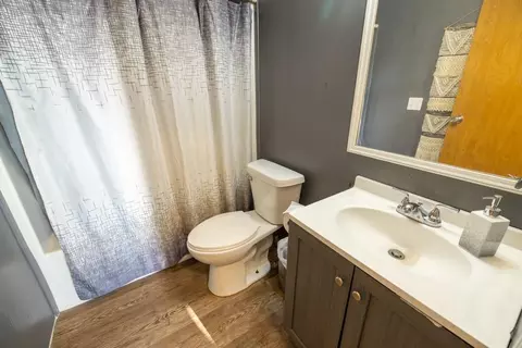 Bath - 14769 NE State Route E Hwy, Adrian, MO 64720 photo 4 of 5