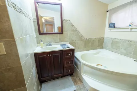 Bath - 14769 NE State Route E Hwy, Adrian, MO 64720 photo 1 of 5