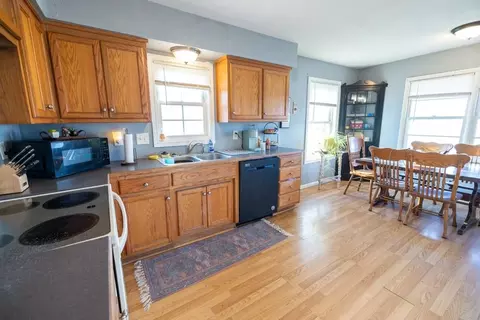 Kitchen - 14769 NE State Route E Hwy, Adrian, MO 64720 photo 4 of 6