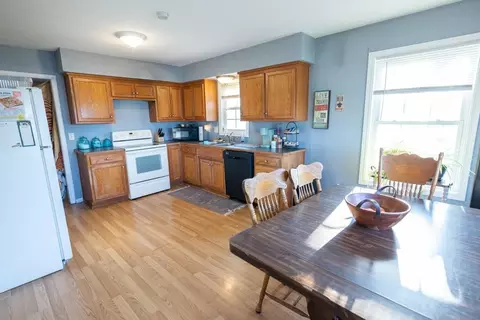 Kitchen - 14769 NE State Route E Hwy, Adrian, MO 64720 photo 6 of 6