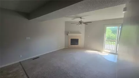 425 Hawthorne Blvd #4, Warrensburg, MO 64093 photo 3