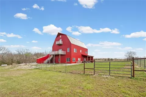 Exterior - 2354 65th St, Mapleton, KS 66754 photo 2 of 5