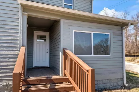Exterior - 1314 Atchison St, Atchison, KS 66002 photo 3 of 5