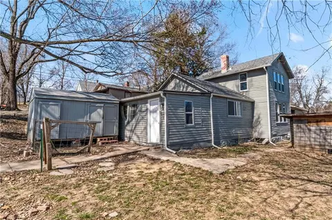 Exterior - 1314 Atchison St, Atchison, KS 66002 photo 5 of 5