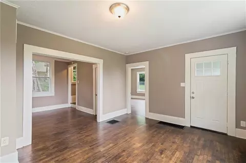 Living - 1314 Atchison St, Atchison, KS 66002 photo 5 of 5