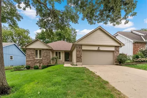 11417 Marty St, Overland Park, KS 66210