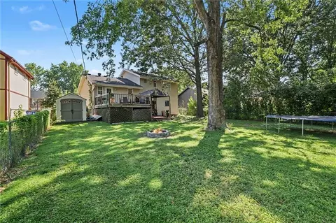 Exterior - 2018 E Mohawk Ct, Olathe, KS 66062 photo 5 of 6