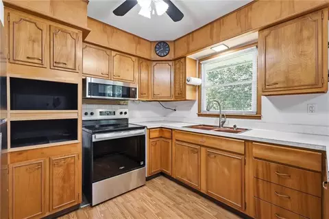 Kitchen - 4312 S Union St, Independence, MO 64055 photo 2 of 3