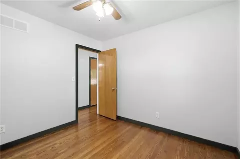 Bedroom - 4312 S Union St, Independence, MO 64055 photo 5 of 6