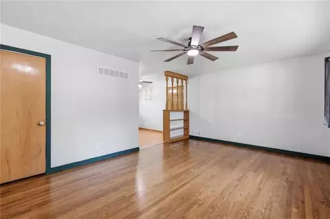 Living - 4312 S Union St, Independence, MO 64055 photo 1 of 4