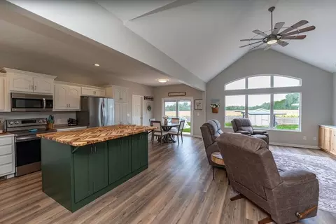 Kitchen - 104 Harlequin Dr, Adrian, MO 64720 photo 1 of 5