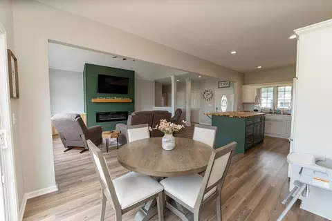 Dining - 104 Harlequin Dr, Adrian, MO 64720 photo 2 of 3