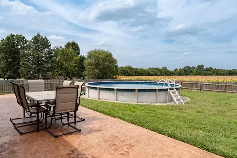 Exterior - 104 Harlequin Dr, Adrian, MO 64720 photo 3 of 5