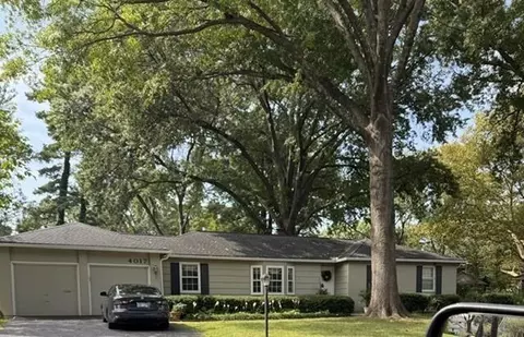 4017 W 100th Pl, Overland Park, KS 66207