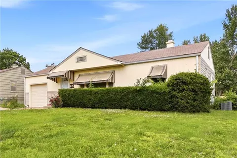Exterior - 12306 E 48th St, Independence, MO 64055 photo 3 of 11