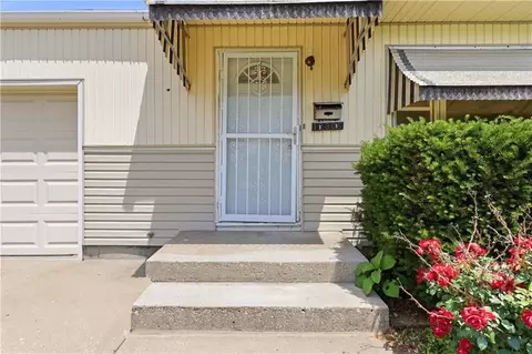 Exterior - 12306 E 48th St, Independence, MO 64055 photo 4 of 11