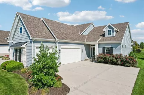 13300 W 174th Pl, Overland Park, KS 66221