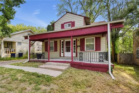 7231 Bales Ave, Kansas City, MO 64132