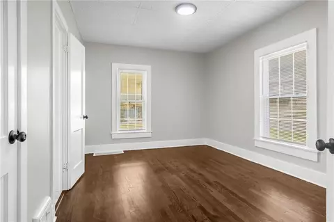 Bedroom - 417 E Walnut St, Independence, MO 64050 photo 3 of 3