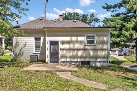 Exterior - 417 E Walnut St, Independence, MO 64050 photo 4 of 4