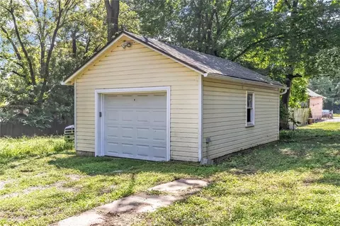 Other - 417 E Walnut St, Independence, MO 64050 photo 3 of 3