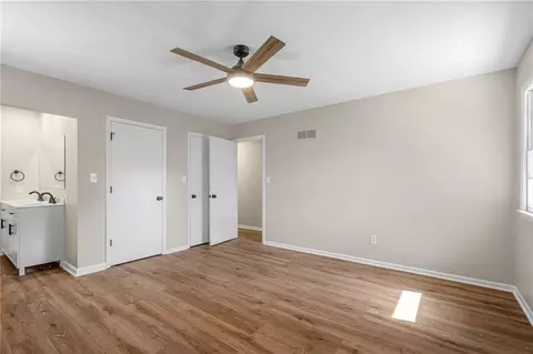 Bedroom - 3936 S Sherman Dr, Independence, MO 64055 photo 5 of 10