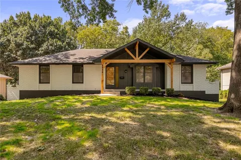 Exterior - 3936 S Sherman Dr, Independence, MO 64055 photo 10 of 18