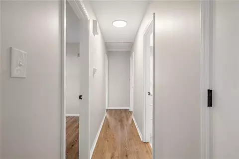 Entry Way - 3936 S Sherman Dr, Independence, MO 64055 photo 5 of 5