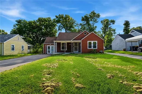 7217 Brooklyn Ave, Kansas City, MO 64132