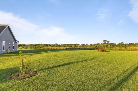 Exterior - 1706 SE Herschell Rd, Tecumseh, KS 66542 photo 12 of 12