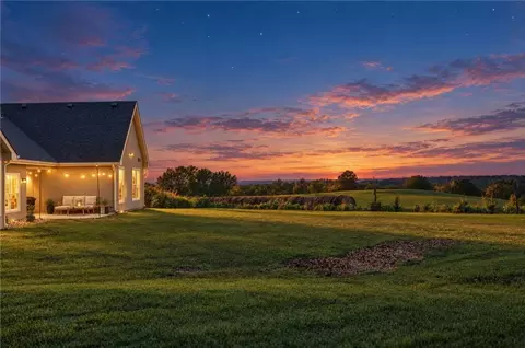 Exterior - 1706 SE Herschell Rd, Tecumseh, KS 66542 photo 5 of 12