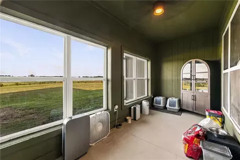 Exterior - 1706 SE Herschell Rd, Tecumseh, KS 66542 photo 6 of 12