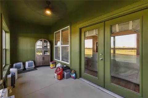Exterior - 1706 SE Herschell Rd, Tecumseh, KS 66542 photo 7 of 12