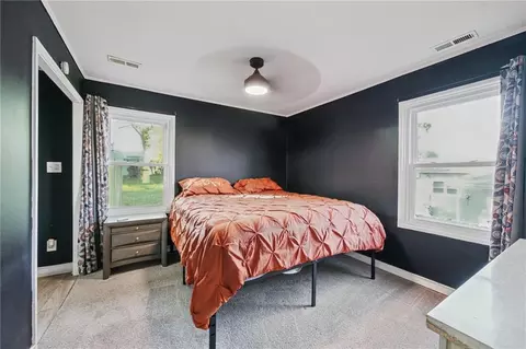 Bedroom - 302 E 3rd Dr, Independence, MO 64050 photo 3 of 4
