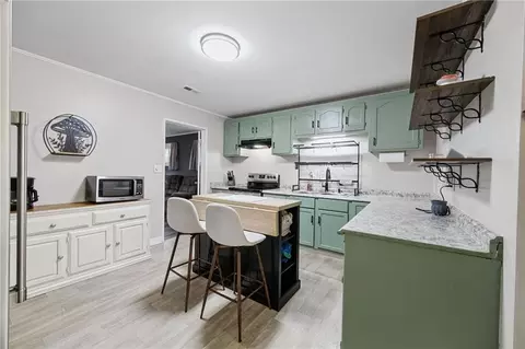 Kitchen - 302 E 3rd Dr, Independence, MO 64050 photo 1 of 4