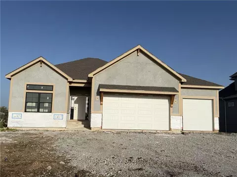 10419 N Liberty St, Kansas City, MO 64155