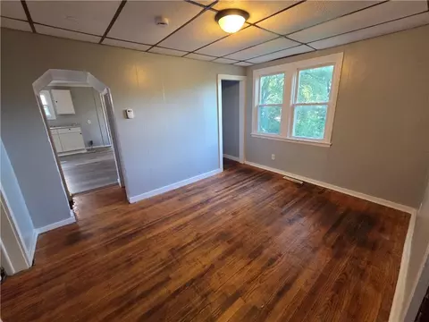 Living - 2425 S 15th St, Saint Joseph, MO 64503 photo 2 of 2